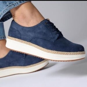 CLARKS WOMEN'S TEADALE RHEA Suede Platform Oxford Shoes, Navy Blue